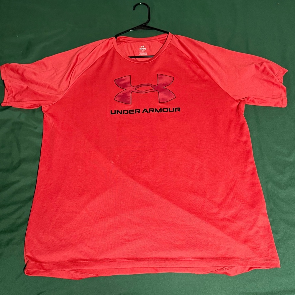 Under Armour Men's Bold Red Tee